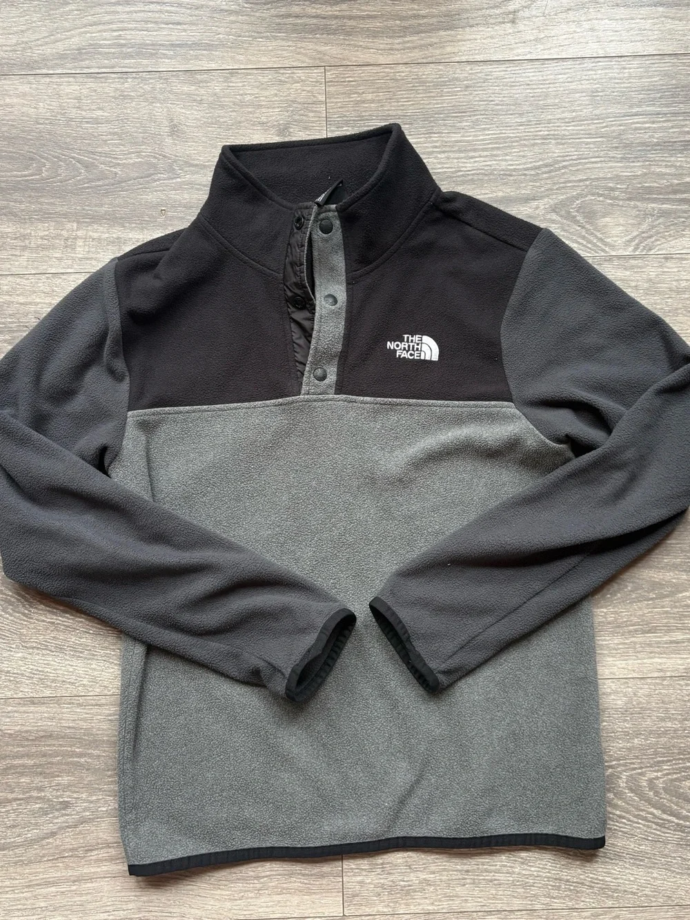 The North Face Black Fleece Pullover Mens Extra small